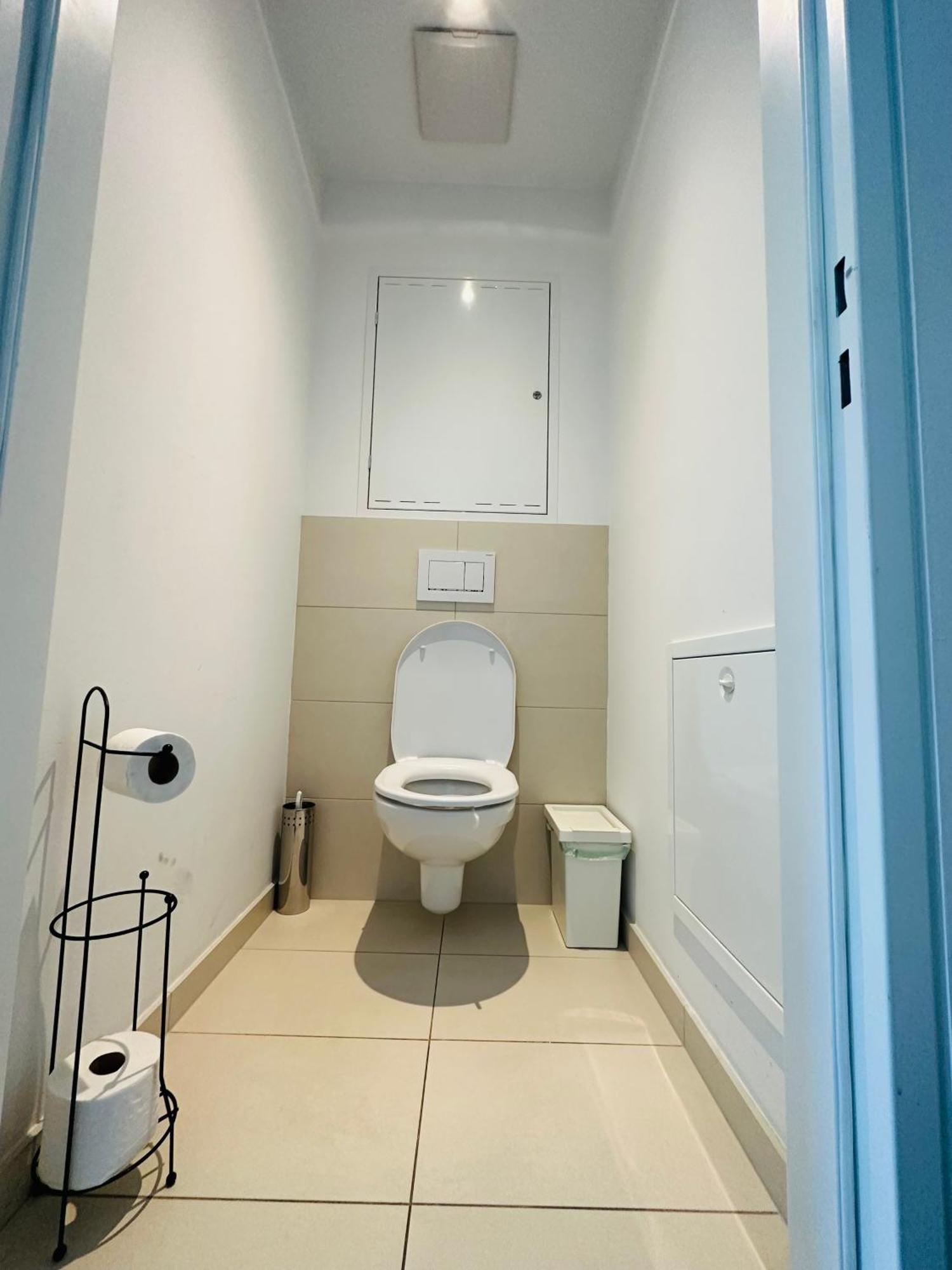Double Floor Apartment Wina Bagian luar foto