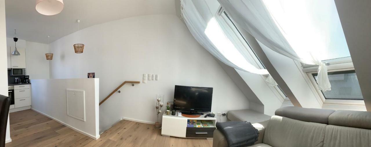 Double Floor Apartment Wina Bagian luar foto