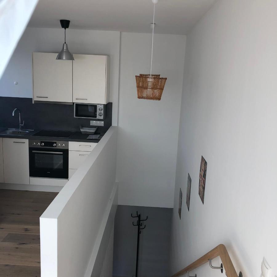 Double Floor Apartment Wina Bagian luar foto